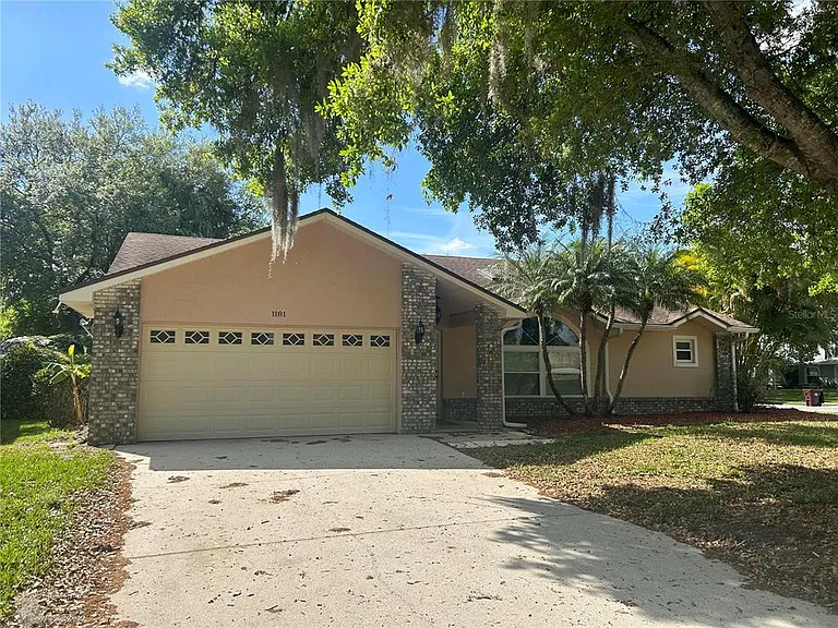 1181 Anne Elisa Cir — Photo 27
