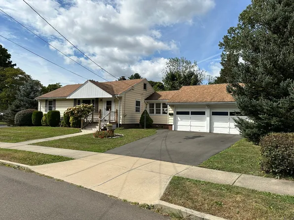 158 Blue Hills Avenue, Hamden, CT 06514