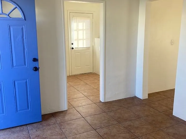 10 W Rillito St — Photo 15