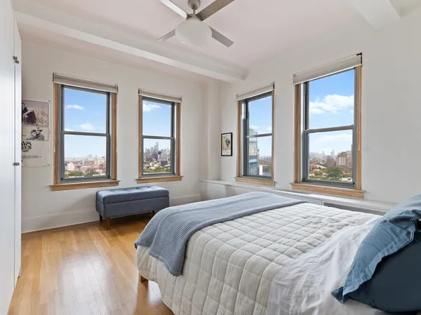 1 Plaza Street West image 7 of 11