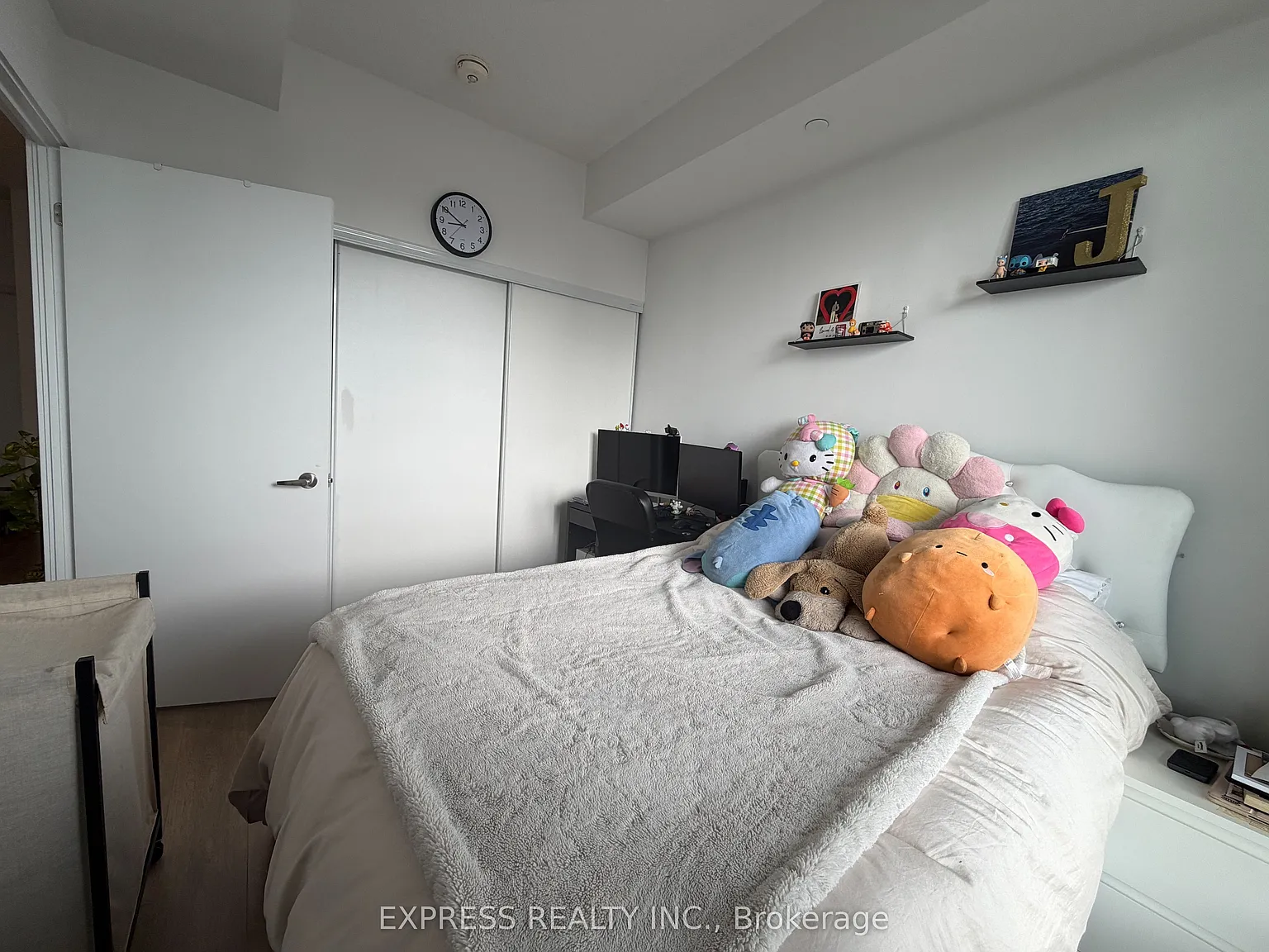 2 bed, $2,100 — Photo 4