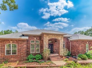 10 Blue Jay Way, Conway, AR 72032