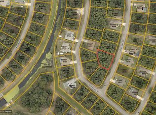 Holland St, North port, FL 34288