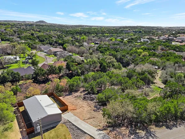 817 Thicket Trl, Granbury, TX 76048
