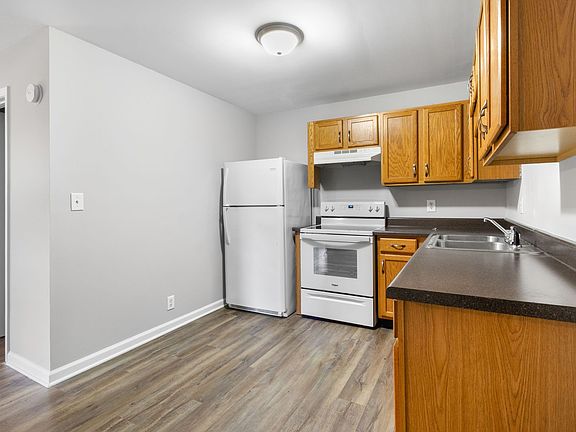 5th image of 40 Dortch St APT B