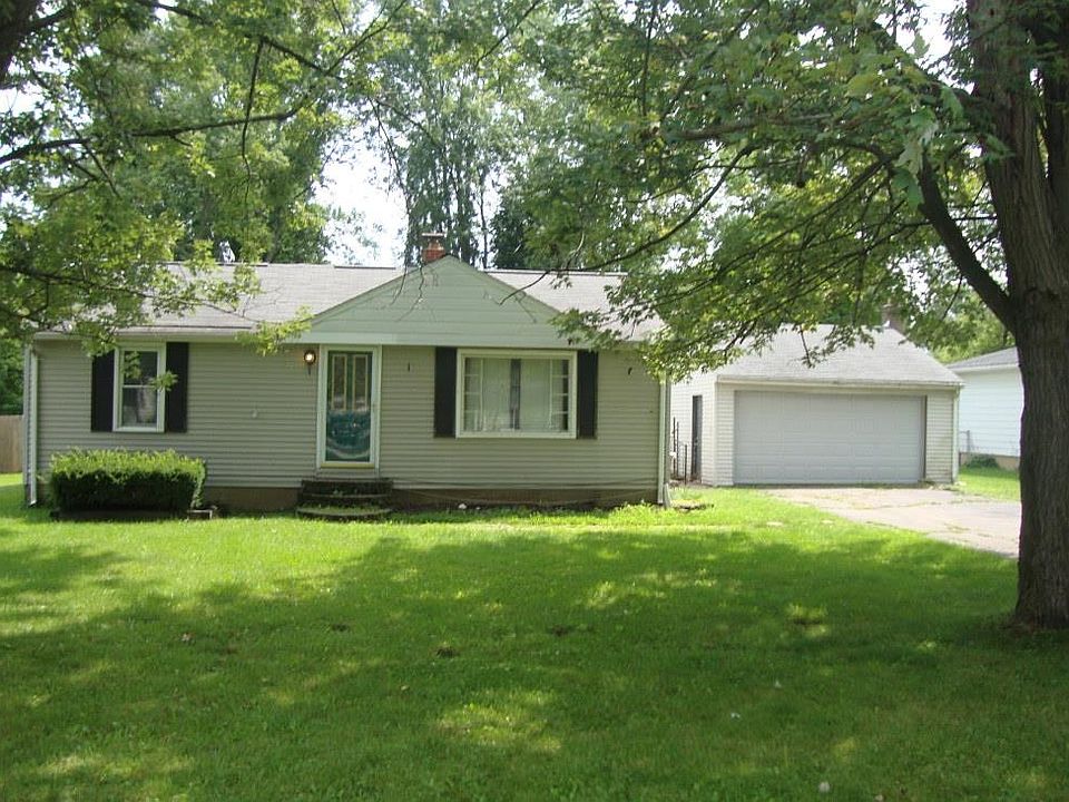 1st image of 6152 Surrey Ln