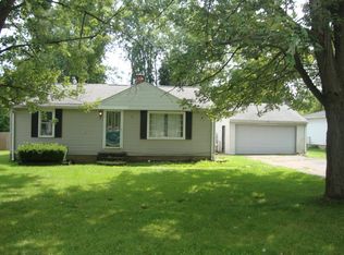 6152 Surrey Ln, Burton, MI 48519