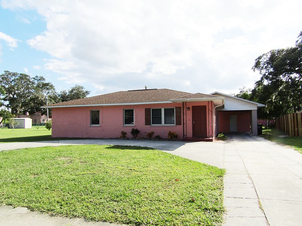 1st image of 606 Lorraine Cir E