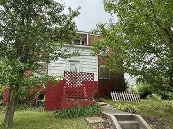 2110 W 13th St, Joplin, MO 64801