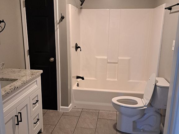 3rd image of 745 Radford St
