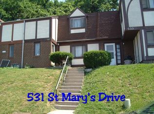 531 Saint Marys Dr, Steelton, PA 17113