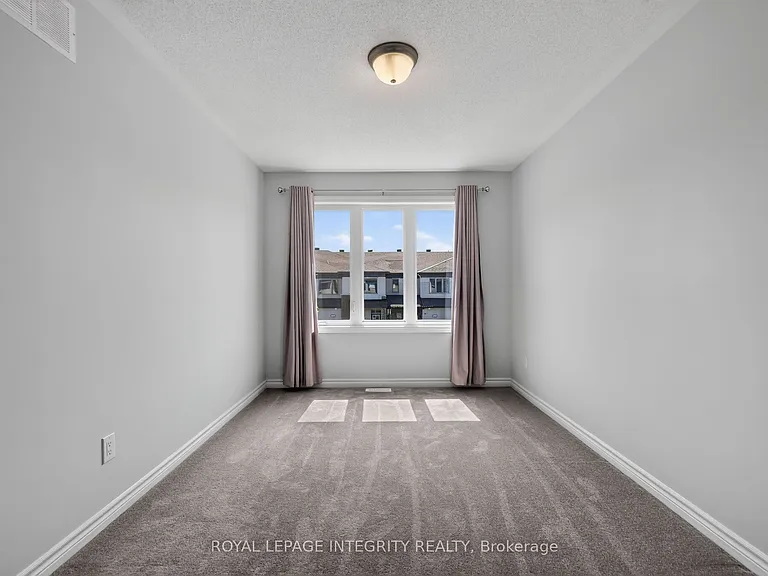 129 Umbra Pl — Photo 35