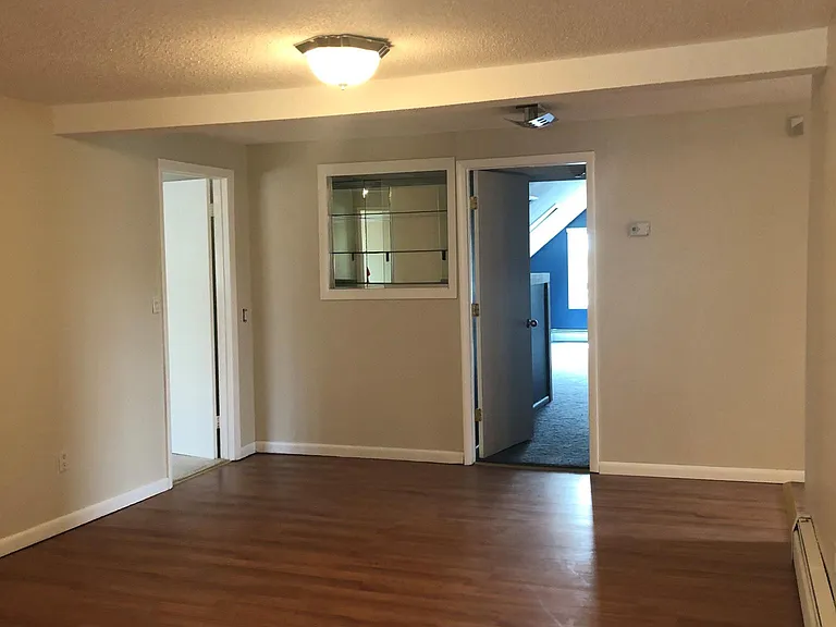311 Racebrook Rd — Photo 10