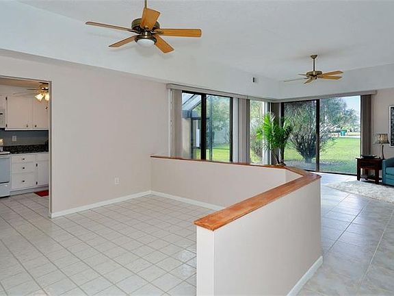 4th image of 2303 Lakeside Mews #B1