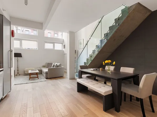 540 West 49th Street image 4 of 9