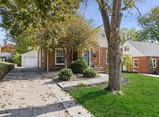 1329 57th Pl, Des Moines, IA 50311