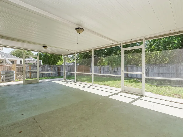 6717 Cambridge Park Dr — Photo 9
