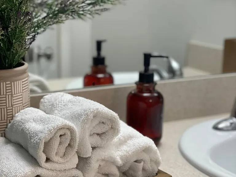 3818 Bay Club Cir — Photo 5