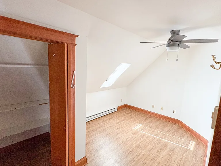 1698 Minnehaha Ave W #3 — Photo 6