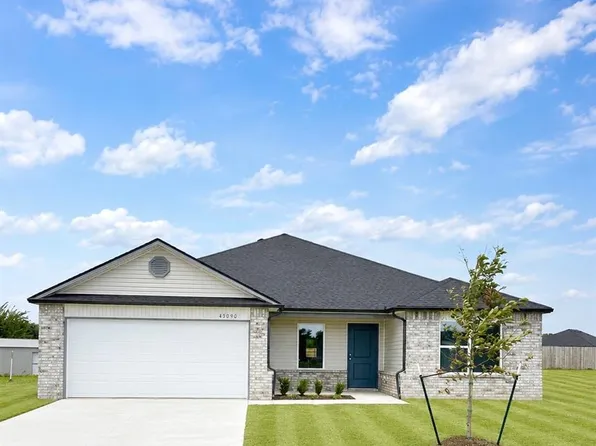 43090 Green Grass Cir, Shawnee, OK 74804