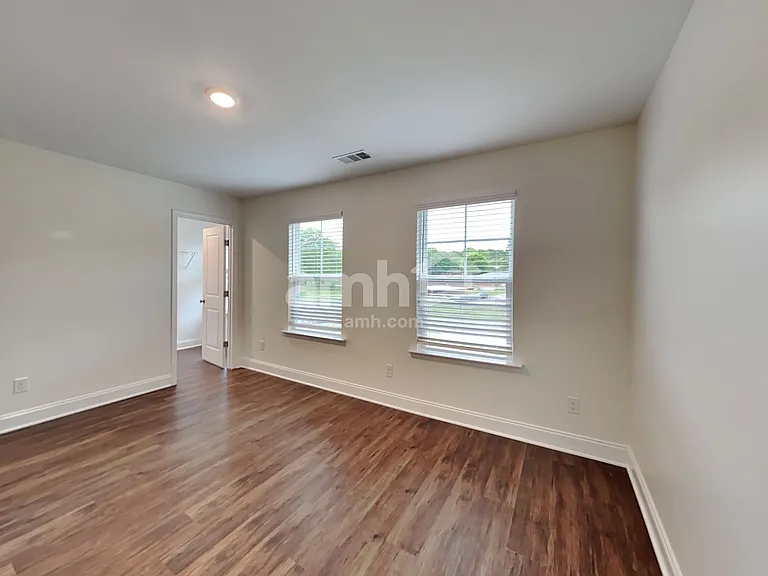 908 Ronnie Rd — Photo 23