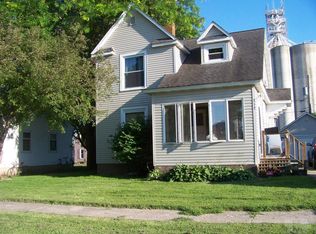 212 1st Ave SE, Clarion, IA 50525
