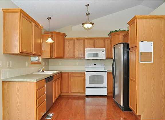 5th image of 2505 N Woodridge St