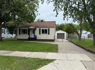 2909 West Ave SW, Wyoming, MI 49519