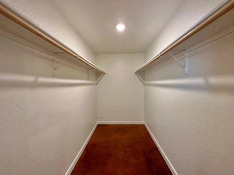 4502 Skyflower Ln — Photo 21