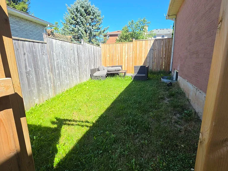 305 Hansen Blvd #LOWER — Photo 17
