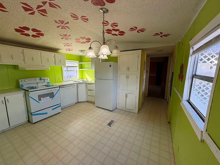 300 Sequoyah Dr NE #56 — Photo 5
