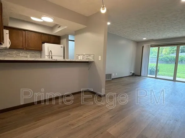 6235 Holdrege St #D-5, Lincoln, NE 68505