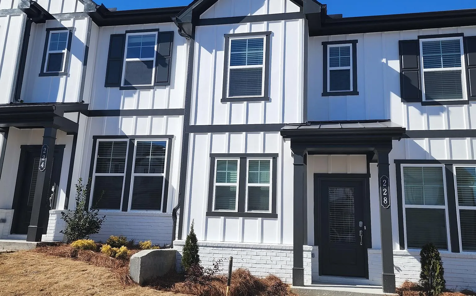 228 Banner Rd — Photo 3