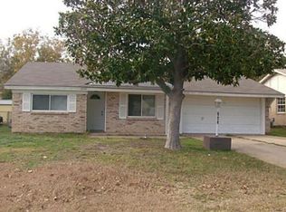 858 Sunshine Ln, Grapevine, TX 76051