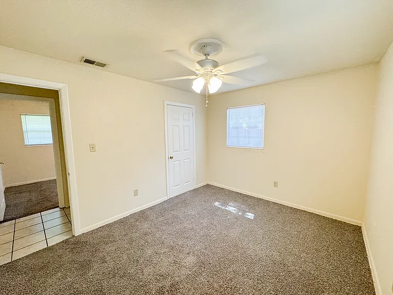 2203 Melanie Dr — Photo 12
