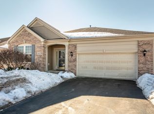 2643 Chesire Ct, Dundee, IL 60118