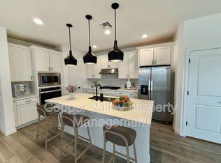 2034 W Lariat Ln, Phoenix, AZ 85085