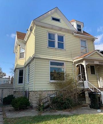 3rd image of 7106 S Eberhart Ave