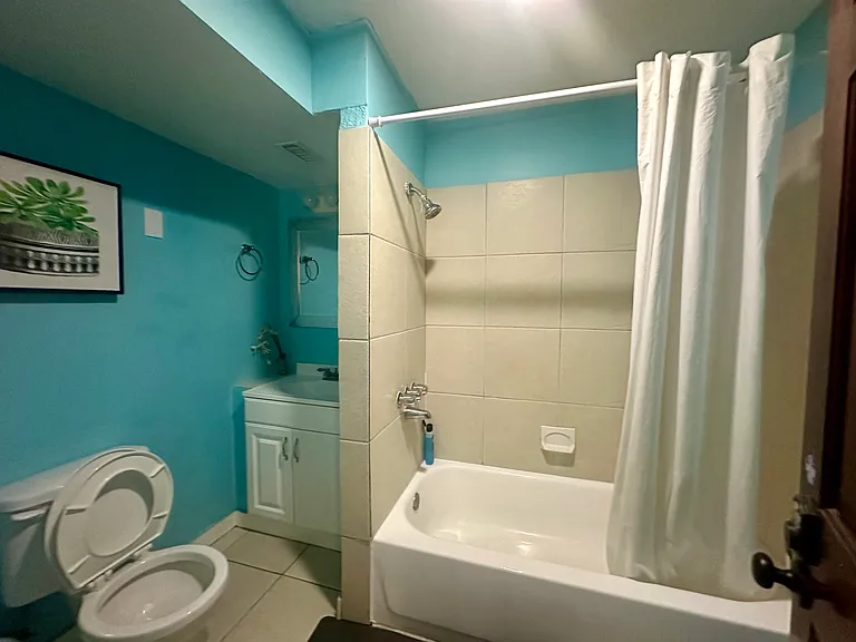 7710 N Ola Ave — Photo 31