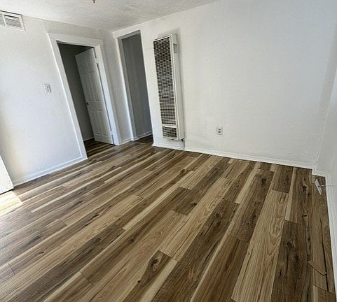 2nd image of 2115 Rice Ave NW