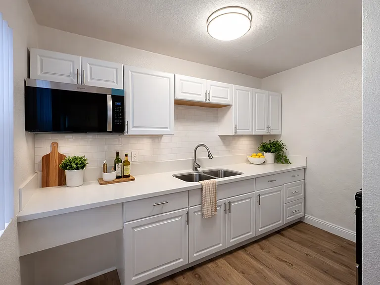 1234 N. Berendo — Photo 9