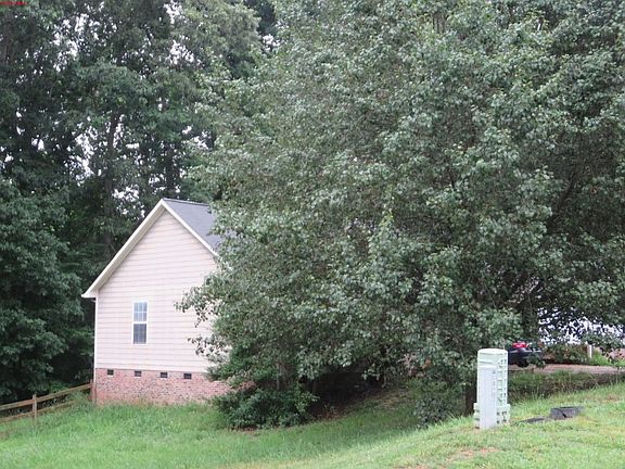 2nd image of 311 Split Oak Trl