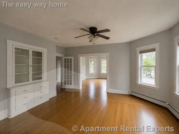 30 Warner St #1, Somerville, MA 02144