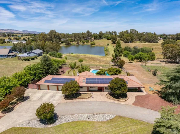 4445 Peaceful Glen Road, Vacaville, CA 95688