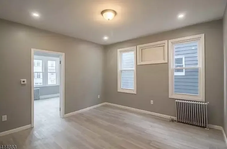 127 Brookwood St #1 — Photo 3