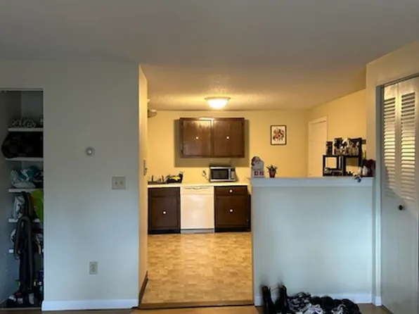 73C Manchester Street Apartment