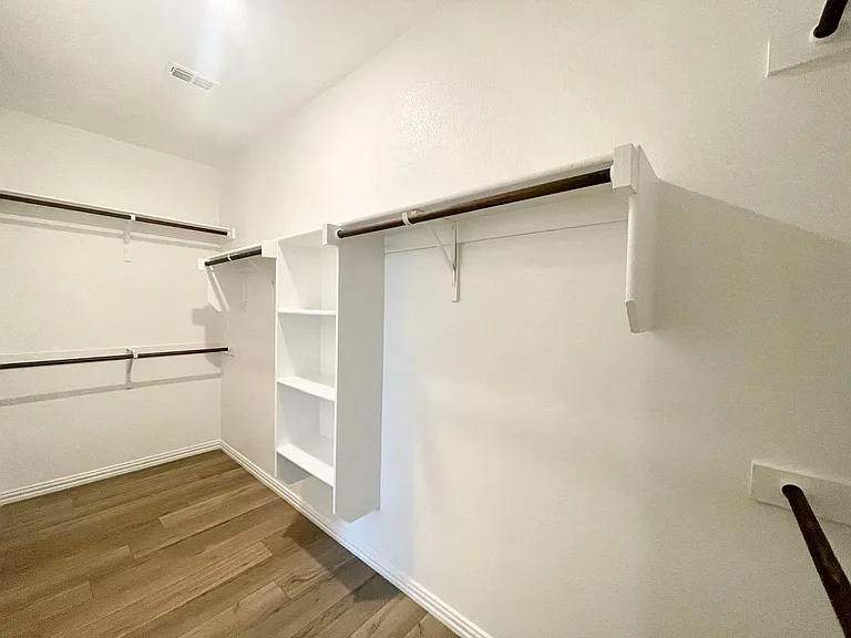 1118 Mahogany Ln — Photo 14