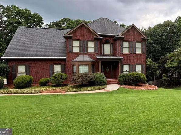 1930 Barrett Downs Dr, Cumming, GA 30040