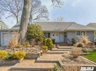 2177 Seneca Dr E, Merrick, NY 11566