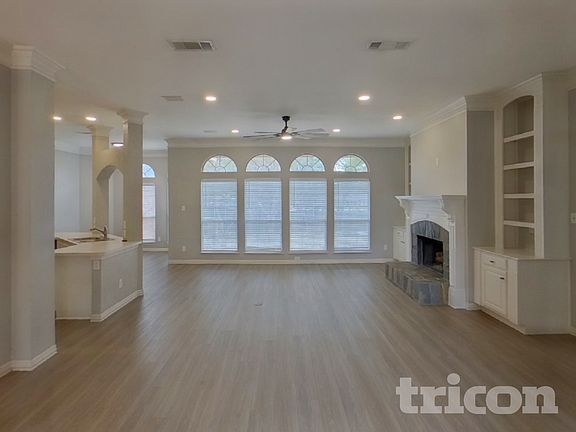 2nd image of 1793 Lake Breeze Dr